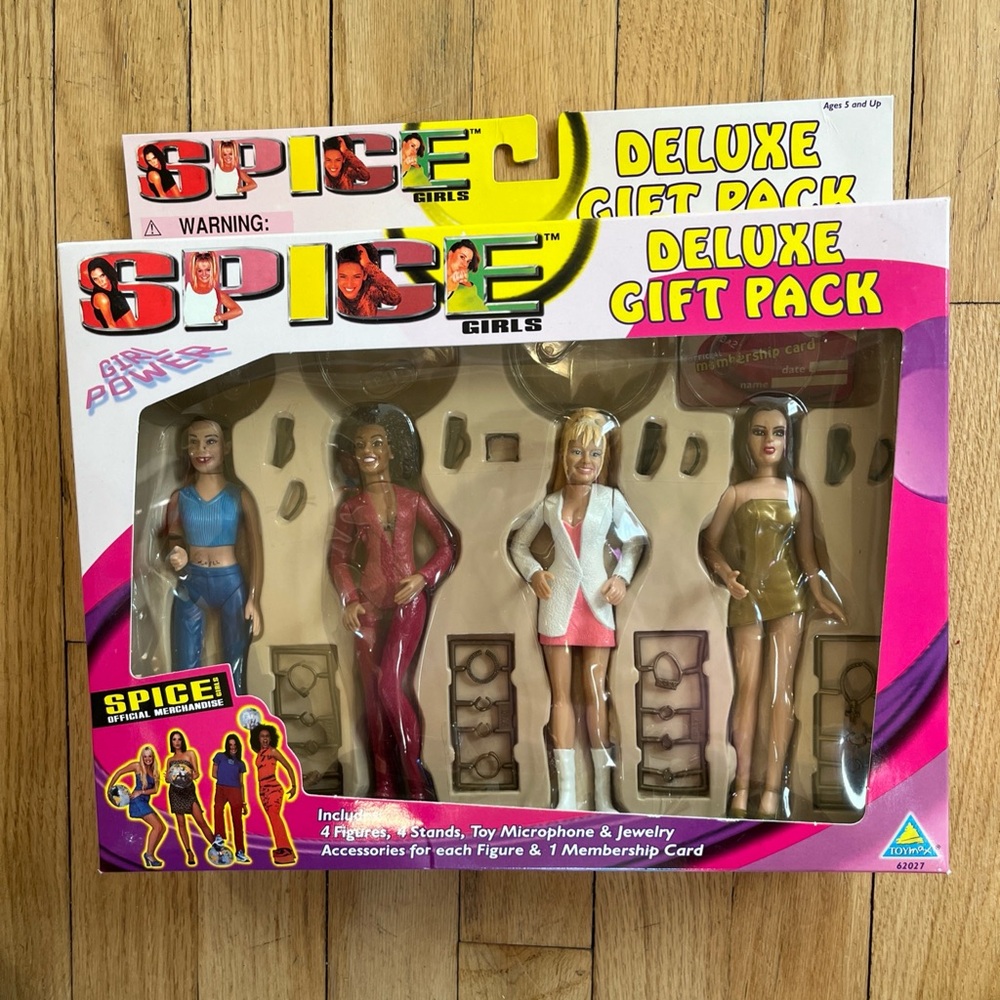 Vintage 1998 NIB sealed Spice Girls Action Figure  Deluxe gift pack Toymax